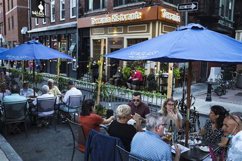 Dog-friendly outdoor dining begins in Boston under new city policy